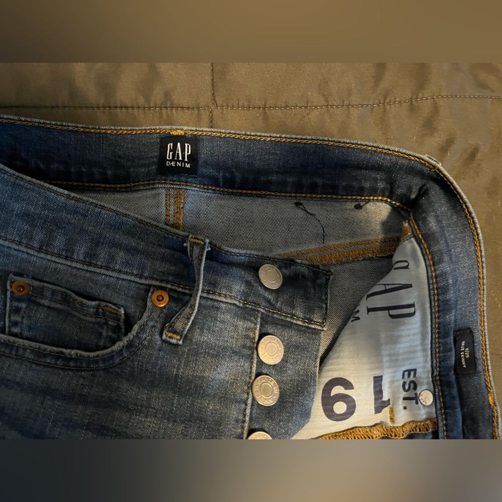 Gap jeans